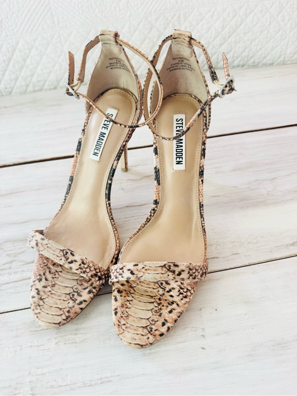 NWOT Steve Madden Snakeskin Embossed Strappy Sandal Stiletto